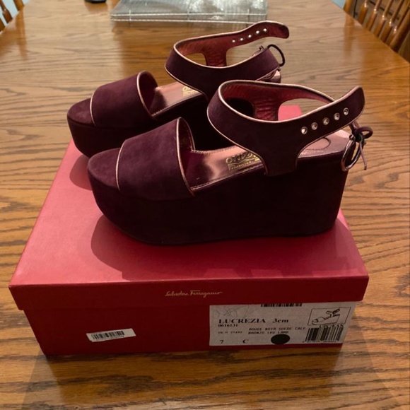 Salvatore Ferragamo Lucrezia Suede Sandals - Picture 3 of 6